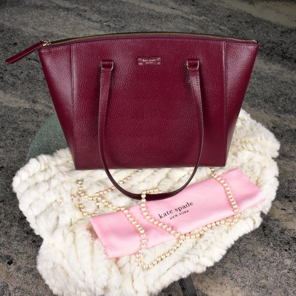 kate spade Handbags - NWT Kate Spade Medium Laptop Tote Cherrywood
